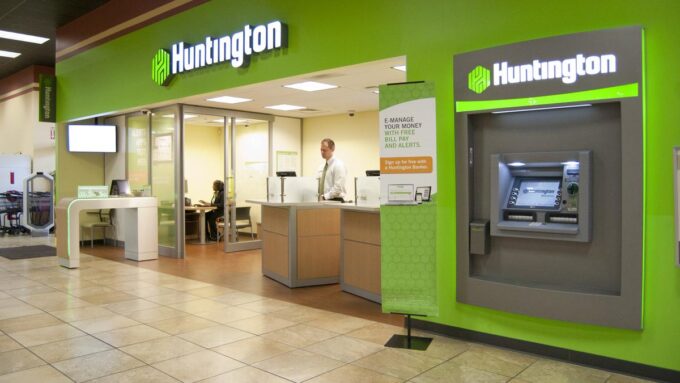 Huntington Bank Announces Closing of Canfield and Lisbon Locations: A Customer Survival Guide